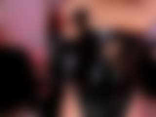Live cam show with MiaLaurence - Nipple Piercings on Cam Slut