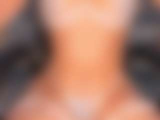 Live cam show with MiaLaurence - Thin on Strip Flash - Live Sex Shows