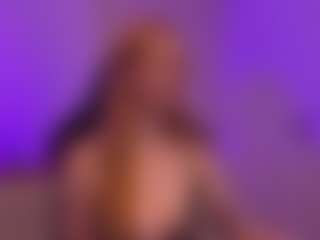 Live cam show with Smilee Girl - Red Hair Squirt on Camsoda Late Night