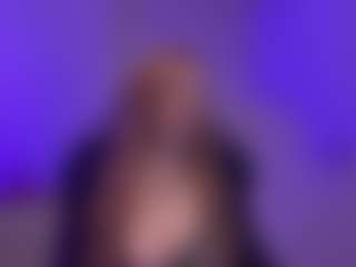 Smilee Girl's Live Sex Cam Show