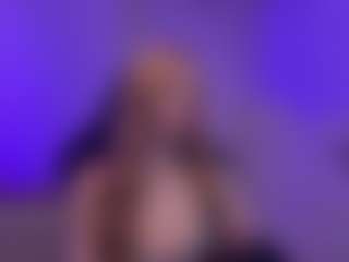 Live cam show with Smilee Girl - Sexwebcam Red Hair on Uber Horny