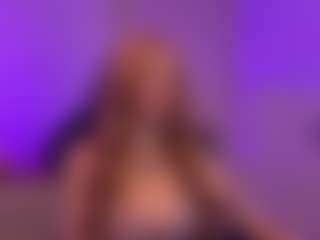 Live cam show with Smilee Girl - Dildo Or Vibrator on crypto-cams