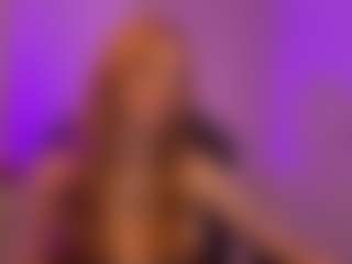 Smilee Girl's Live Sex Cam Show