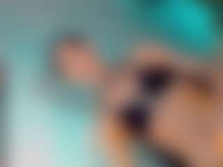 Live cam show with isabellalatingirs - Smoking on Mixed Magazine Live