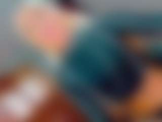 isabellalatingirs's Live Sex Cam Show