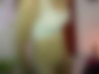 SamyMelo's Live Sex Cam Show