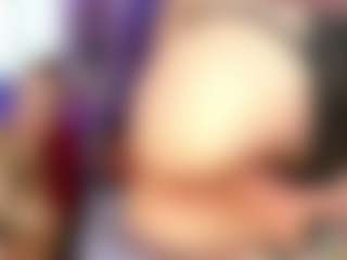 Live cam show with yashiraahot - Strip Mature on CamwithHer