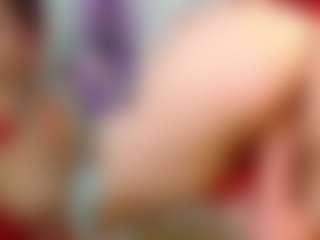 Live cam show with Yashira-Lennis - Red Hair Middle Aged on livesuperchat.net