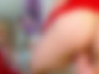 Live cam show with Yashira-Lennis - Genital Piercings on Hubzter Live