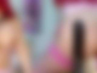 Live cam show with Yashira-Lennis - Athletic Middle Aged on https://playwithruby.com
