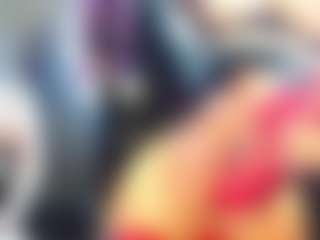 Live cam show with Yashira-Lennis - Red Hair Middle Aged on Gym Cam Girls