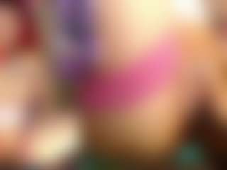 Live cam show with Yashira-Lennis - Red Hair MILF on Camsoda