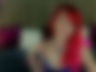 Live cam show with BrandyBloomm - Pegging on Cam Slut