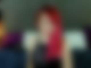 Live cam show with BrandyBloomm - Blue Eyes on Gym Cam Girls