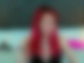 Live cam show with BrandyBloomm - Pegging on Camsoda