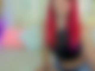 Live cam show with BrandyBloomm - Blue Eyes on Camsoda