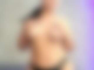 Live cam show with annemeow - Smoker on SxyPornLive