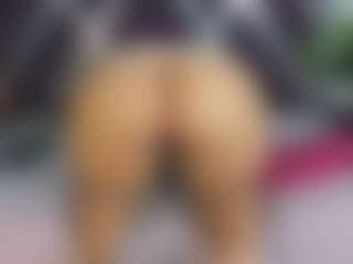 Live cam show with Arielasm - Body Massage on Camsoda
