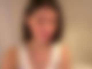 MariamFares's Live Sex Cam Show