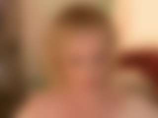 SandraKind's Live Sex Cam Show