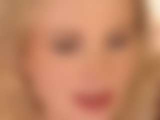 SandraKind's Live Sex Cam Show