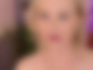 SandraKind's Live Sex Cam Show