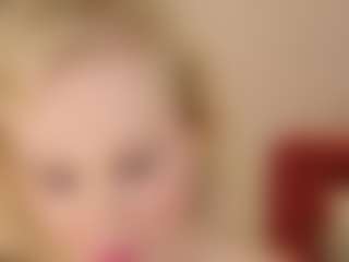 Live cam show with SandraKind - Blonde Hair on hrnylive.com