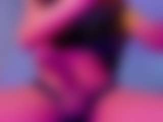 Alaiaguerra's Live Sex Cam Show