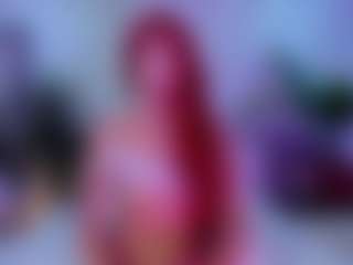 Live cam show with Alaiaguerra - Fake Tits on Chatstar