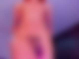Live cam show with Alaiaguerra - Bbc on Camsoda