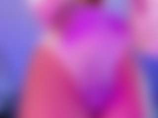 Live cam show with Alaiaguerra - English on SinfulBabes