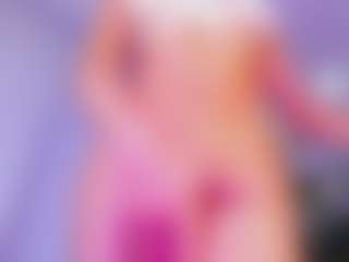 Live cam show with Alaiaguerra - Genital Piercings on CamwithHer