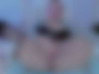 Live cam show with AmmyCollinss - Tittyfuck on madthumbs