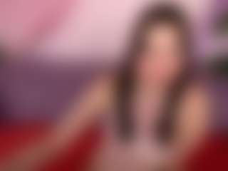 Live cam show with BerryDiva - Thin on Cam Slut