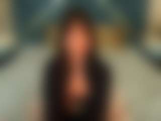 Live cam show with BerryDiva - Thin on StripNow