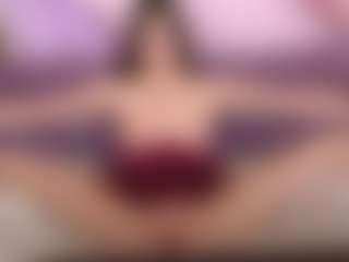 Live cam show with BerryDiva - Ass Clapping on chickslive.net