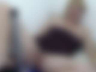 Live cam show with Marusyaluxury - Brown Eyes Blonde Hair on Hubzter Live