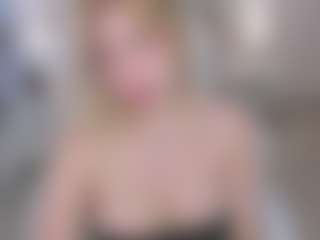 isabela-romano26's Live Sex Cam Show