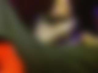 Live cam show with YioStonex - Smoking on StripNow