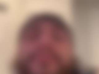 madein305's Live Sex Cam Show