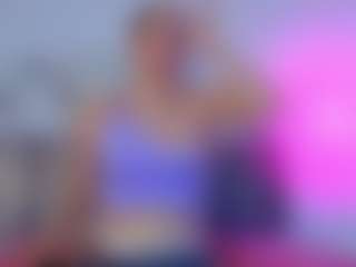Live cam show with Bella-Rivers - Student on Camsoda