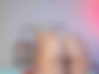 Live cam show with Bella-Rivers - Double Penetration on madthumbs