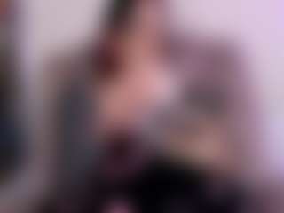 Live cam show with Val - Emo on Fling VIP Chat