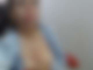 Live cam show with Chayla-Ruiz - Moaning on CSO-WL