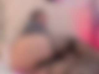 Live cam show with Laurenthompson - Drinking on Dare Cams