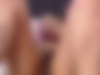 Laurenthompson's Live Sex Cam Show