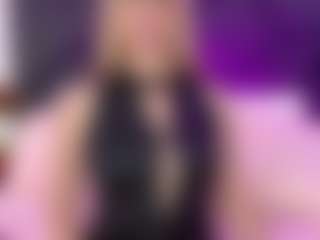 Live cam show with MaryDeniro - Nipple Piercings on Soda Cam