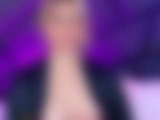 Live cam show with MaryDeniro - Fingers on Camsoda