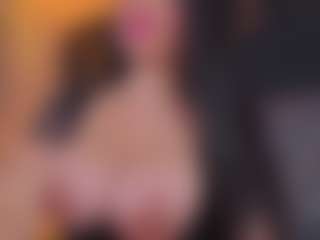 Live cam show with ⭐MiaaTaylorr⭐ - Interactive on livesuperchat.net
