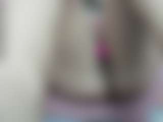 MiiaKittyy's Live Sex Cam Show
